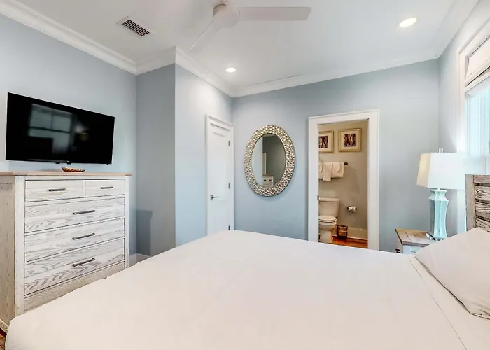 Holiday home Pristine Waterfront Escape Just Steps To With Community Pool Washer Dryer Gulf Shores